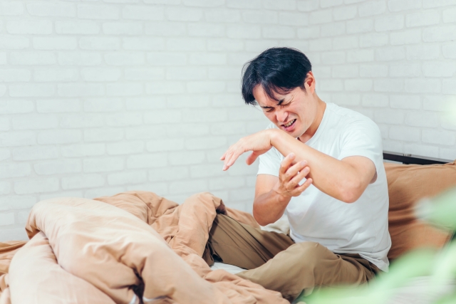 肘部管症候群